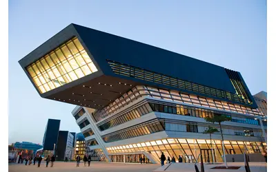 Library & Learning Center